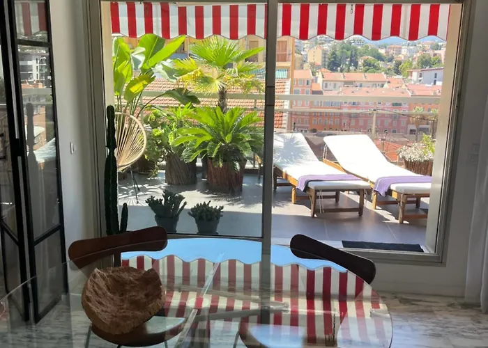 Apartment Splendide Penthouse Au Coeur De Nizza
