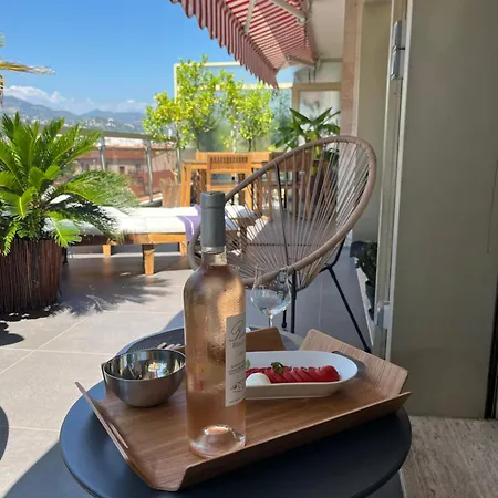 Splendide Penthouse Au Coeur De *