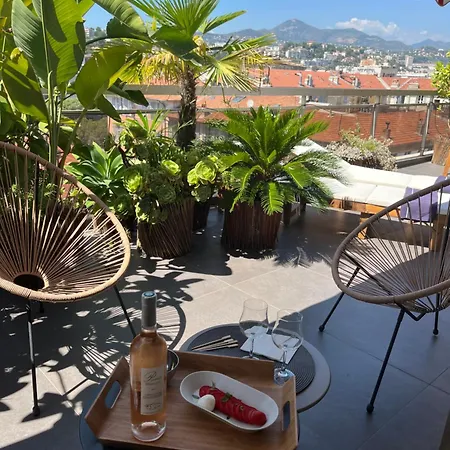 Splendide Penthouse Au Coeur De